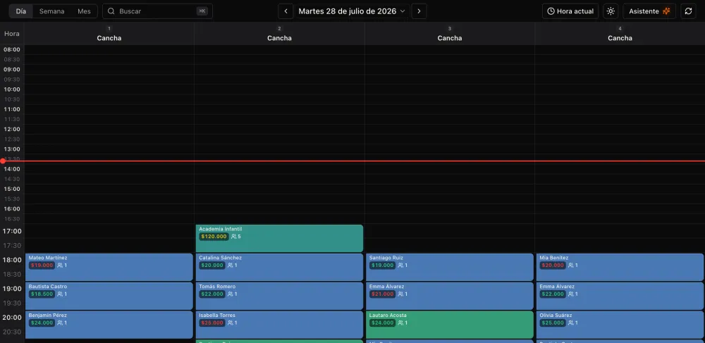 El chip ámbar del calendario muestra lo que falta cobrar